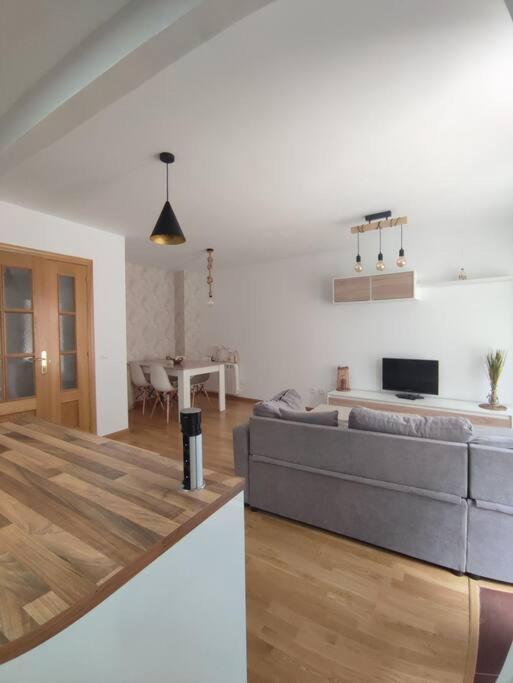 Casa Tatas Precioso Piso Recien Reformado Apartment El Barraco Bagian luar foto
